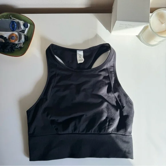 Lululemon Ebb to Train Bra - Picture 1 of 2